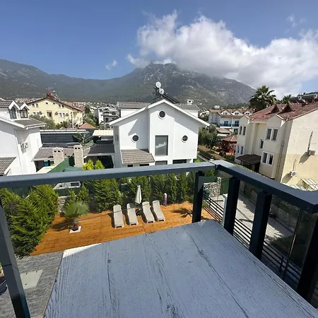 Fethiye'de Havuzlu * 费特希耶